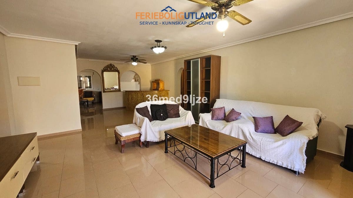 6 Zimmer Villa zu verkaufen in Los Narejos mit Pool Garage - 599.000 € (Ref: 10033171)