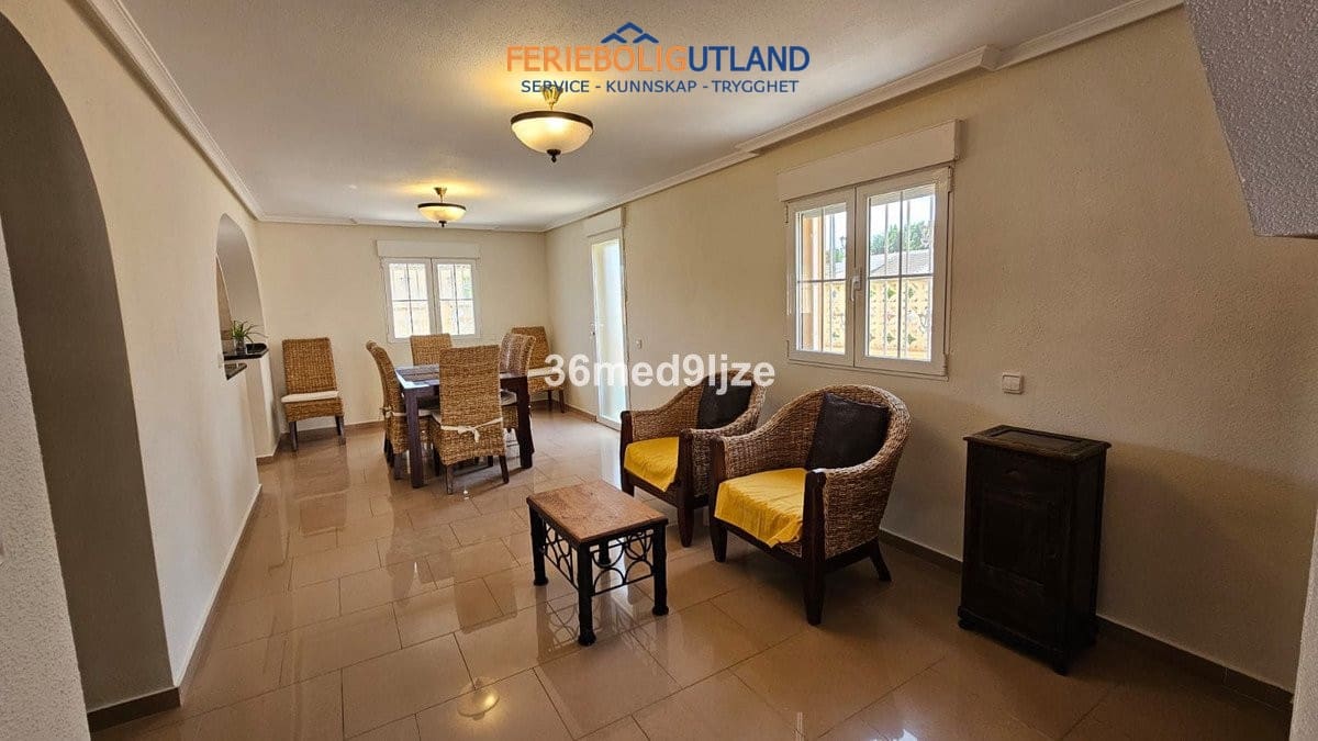 6 Zimmer Villa zu verkaufen in Los Narejos mit Pool Garage - 599.000 € (Ref: 10033171)