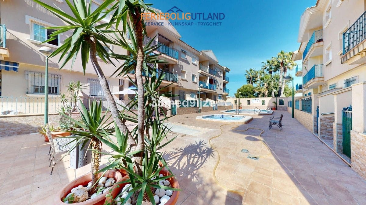 2 quarto Apartamento para venda em Los Alcazares com piscina garagem - 135 000 € (Ref: 10033172)