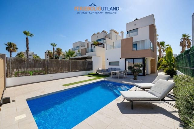 Chalet de 3 habitaciones en El Raso, Guardamar del Segura en venta con piscina - 450.000 € (Ref: 10034231)