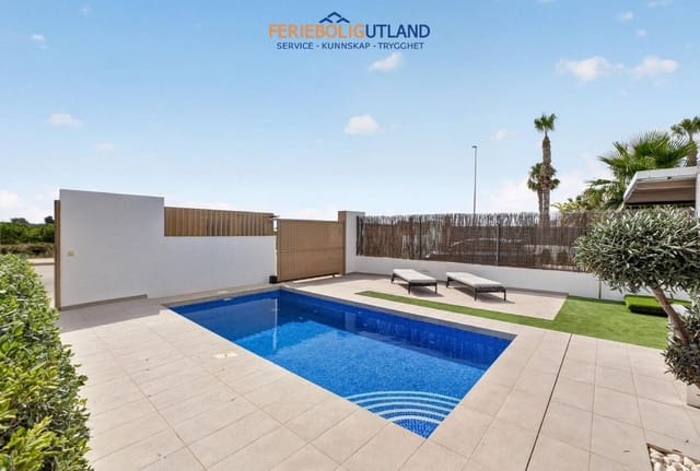 Chalet de 3 habitaciones en El Raso, Guardamar del Segura en venta con piscina - 450.000 € (Ref: 10034231)