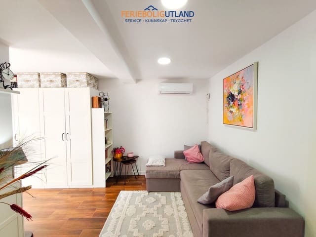 1 bedroom Townhouse for sale in Torrevieja - € 118,000 (Ref: 10034232)