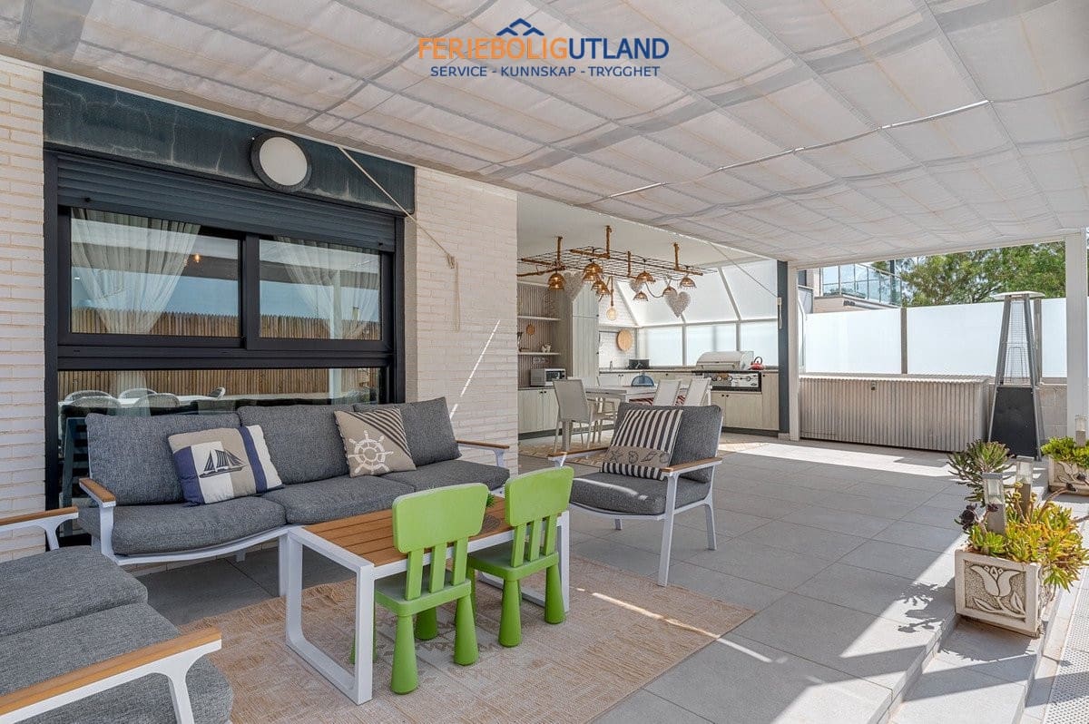 3 bedroom Apartment for sale in Guardamar del Segura with pool garage - € 379,000 (Ref: 10034322)