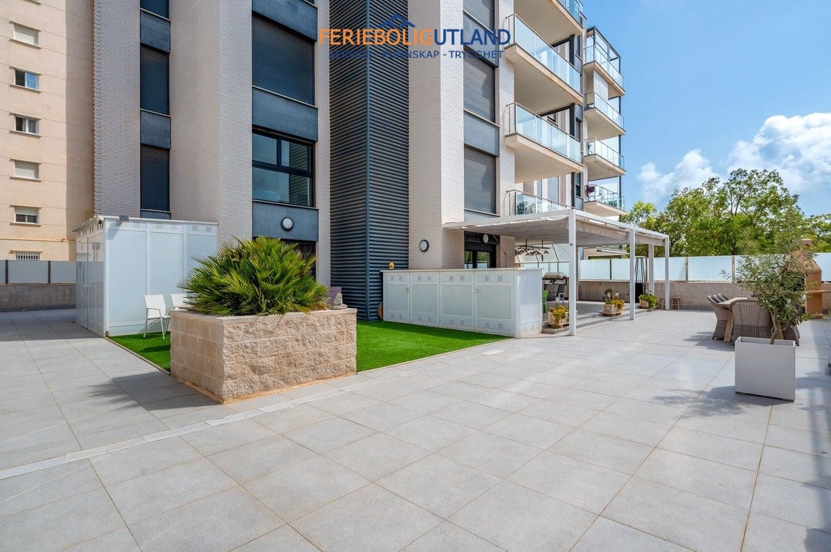 3 bedroom Apartment for sale in Guardamar del Segura with pool garage - € 379,000 (Ref: 10034322)
