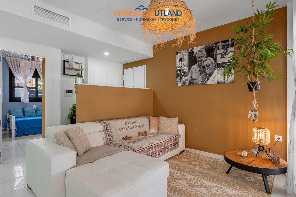 3 bedroom Apartment for sale in Guardamar del Segura with pool garage - € 379,000 (Ref: 10034322)