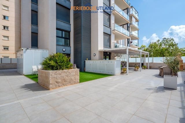 3 bedroom Apartment for sale in Zona Pueblo, Guardamar del Segura with pool garage - € 379,000 (Ref: 10034322)
