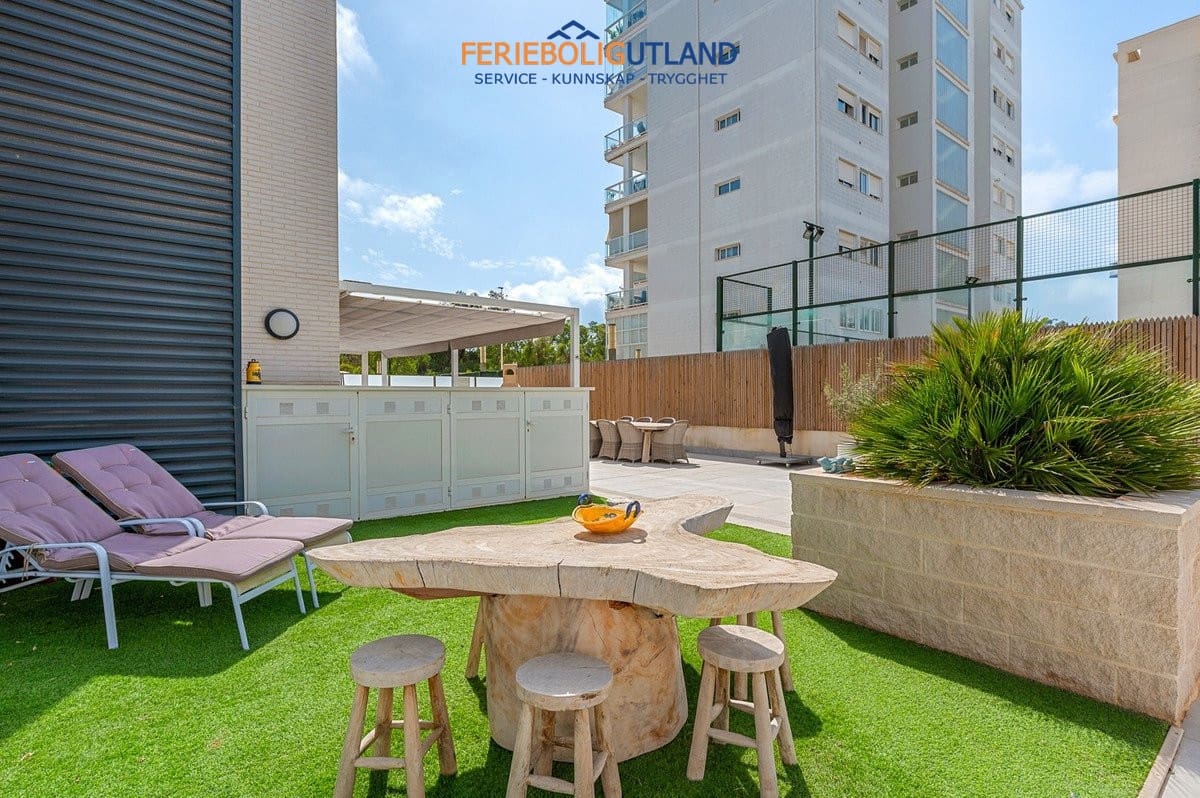 3 bedroom Apartment for sale in Guardamar del Segura with pool garage - € 379,000 (Ref: 10034322)