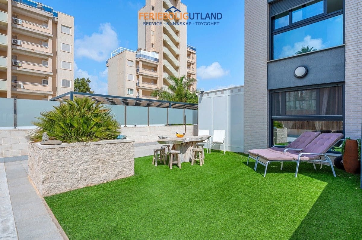 3 bedroom Apartment for sale in Guardamar del Segura with pool garage - € 379,000 (Ref: 10034322)