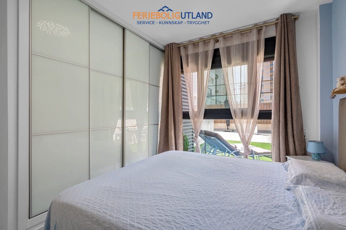 3 bedroom Apartment for sale in Guardamar del Segura with pool garage - € 379,000 (Ref: 10034322)