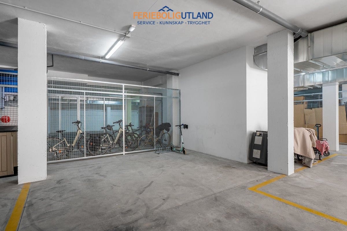 3 bedroom Apartment for sale in Guardamar del Segura with pool garage - € 379,000 (Ref: 10034322)