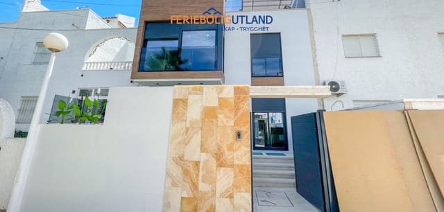 3 sypialnia Dom na sprzedaż w Nueva Torrevieja, Torrevieja - 539 000 € (Ref: 10034324)