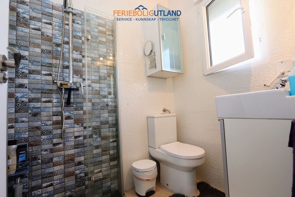 3 chambre Villa/Maison à vendre à Villamartin avec piscine garage - 349 990 € (Ref: 10034398)