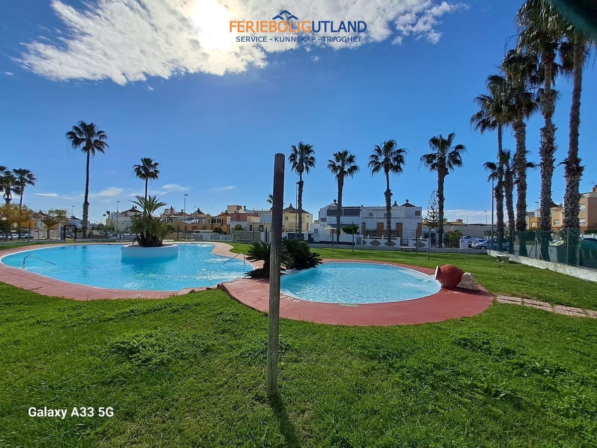 2 sovrum Hus till salu i Los Altos med pool garage - 177 450 € (Ref: 10034399)