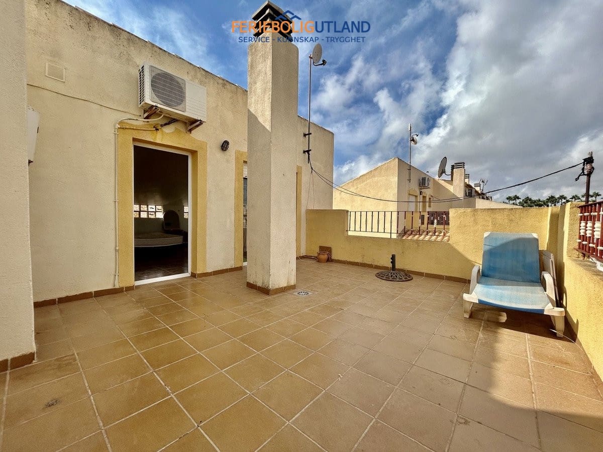 3 sovrum Lägenhet till salu i La Zenia med pool garage - 195 000 € (Ref: 10034400)
