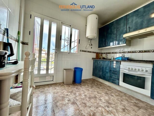 3 sovrum Lägenhet till salu i La Zenia, Orihuela med pool garage - 195 000 € (Ref: 10034400)