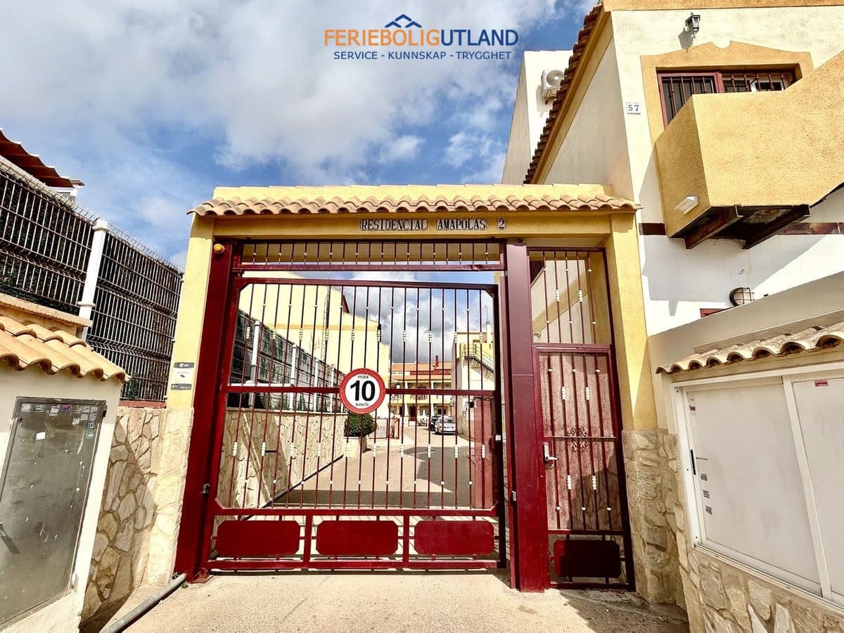 3 sovrum Lägenhet till salu i La Zenia med pool garage - 195 000 € (Ref: 10034400)