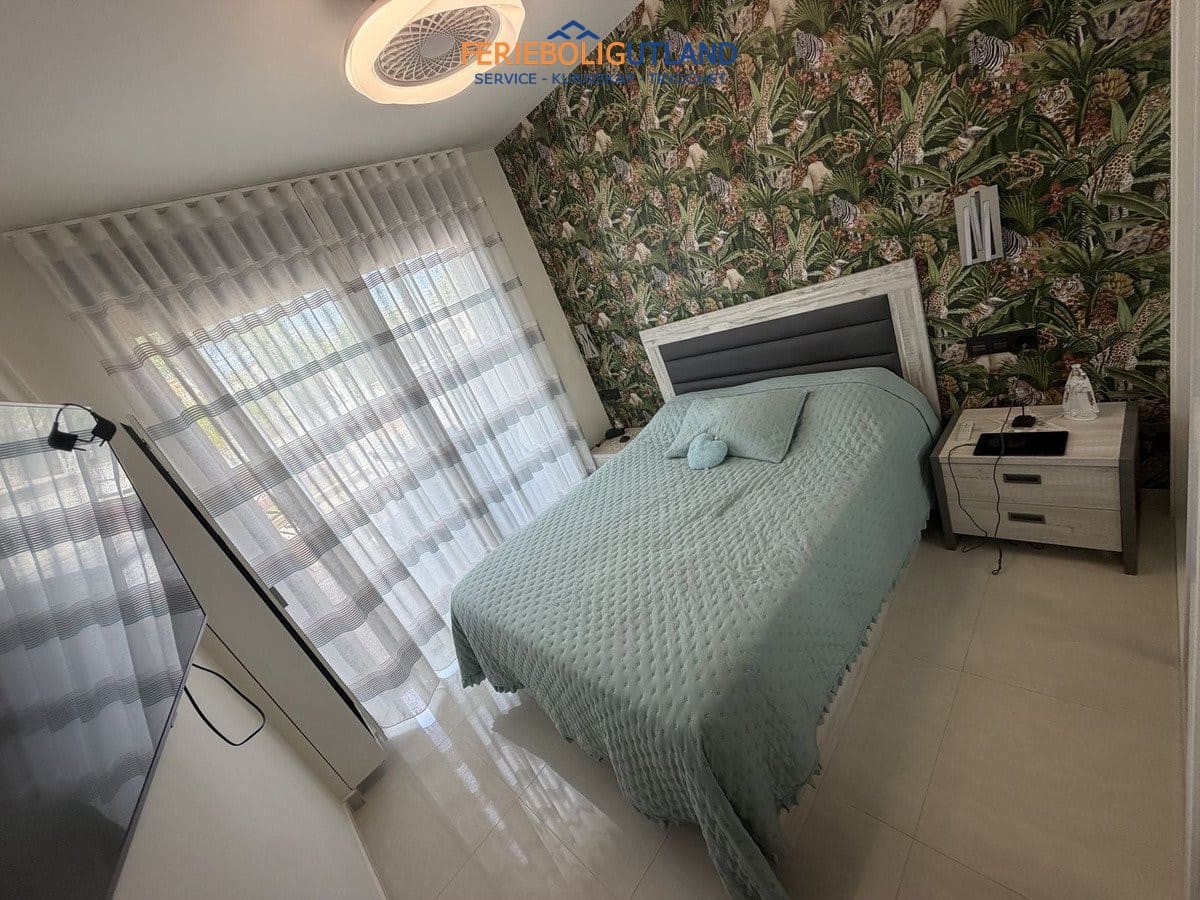 2 bedroom Apartment for sale in Los Balcones with pool garage - € 299,900 (Ref: 10034508)
