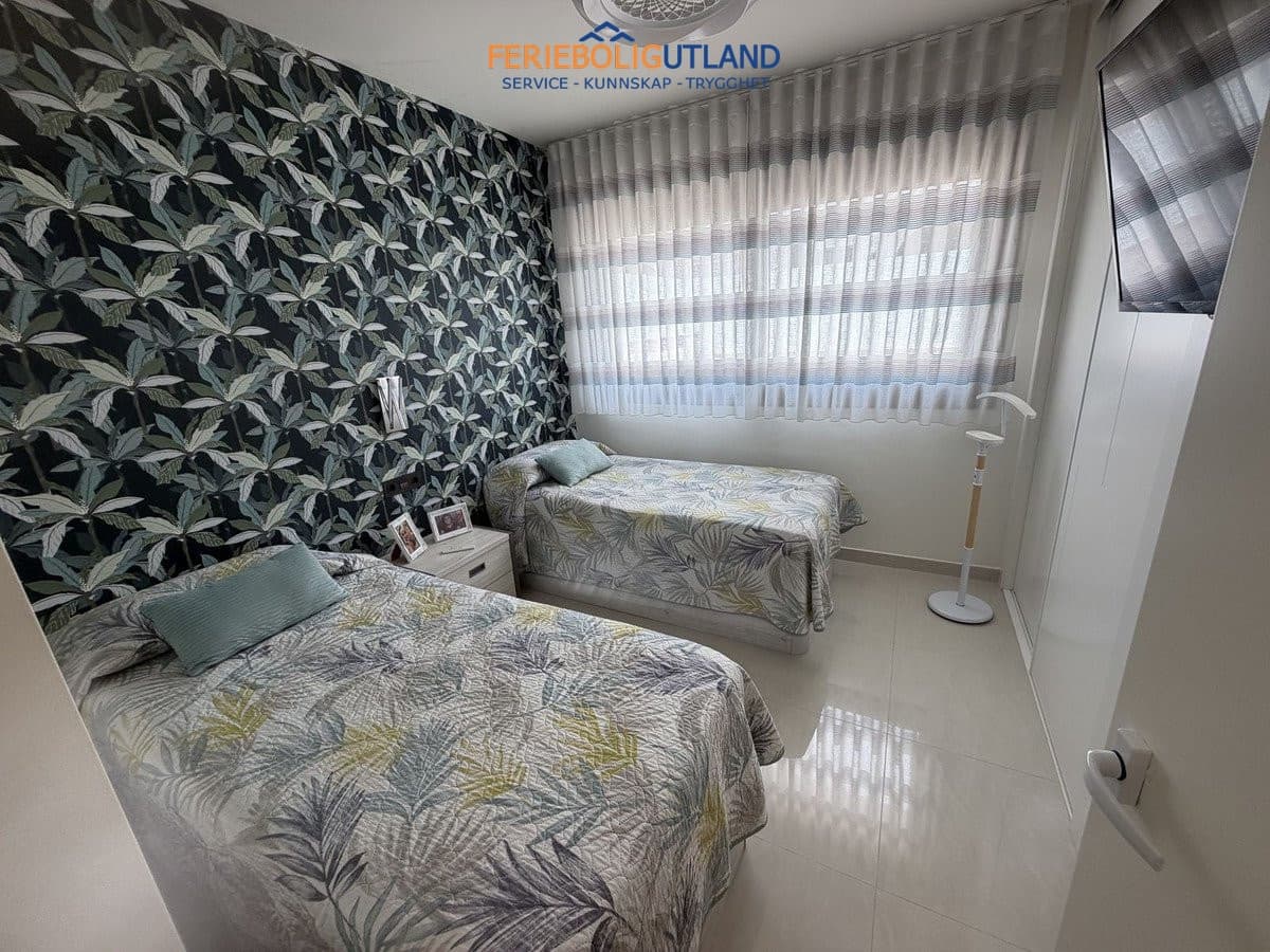2 bedroom Apartment for sale in Los Balcones with pool garage - € 299,900 (Ref: 10034508)