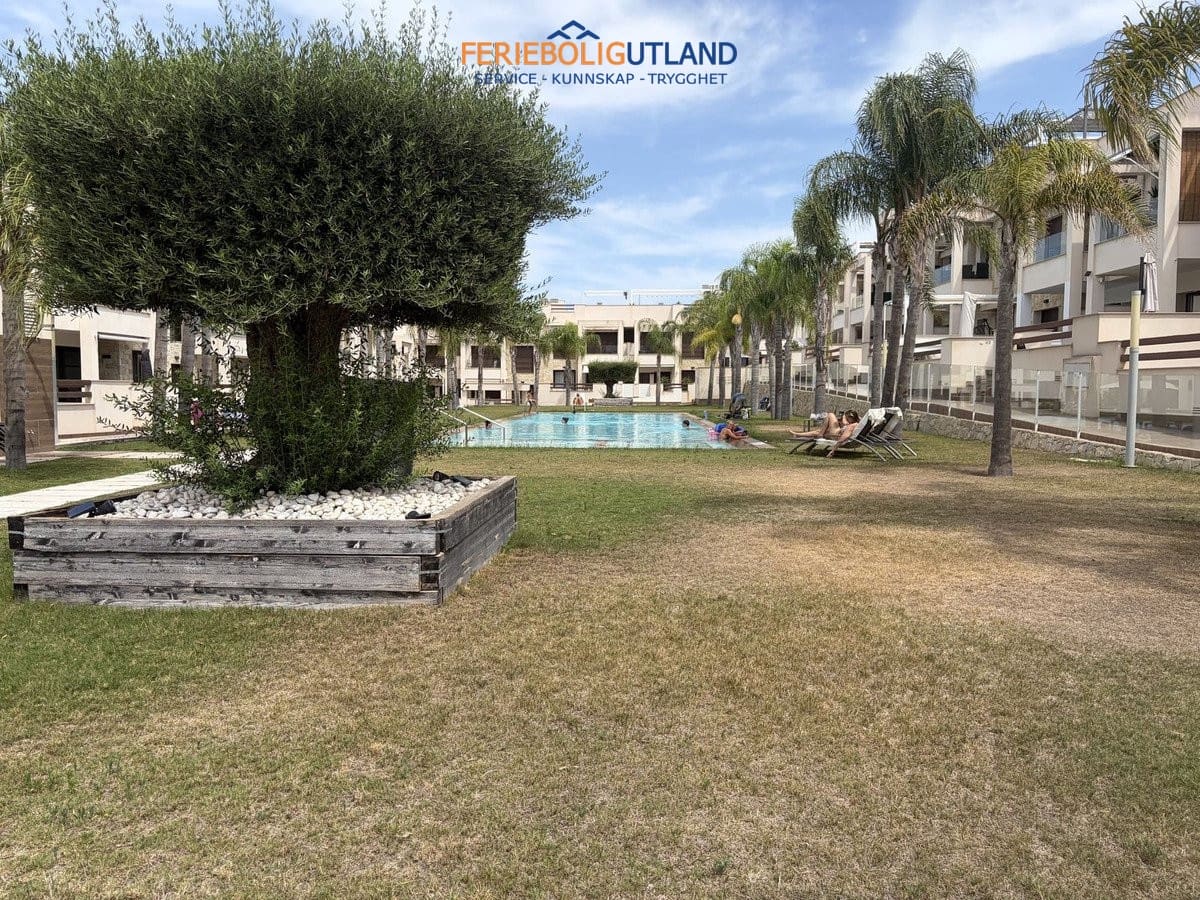 2 bedroom Apartment for sale in Los Balcones with pool garage - € 299,900 (Ref: 10034508)