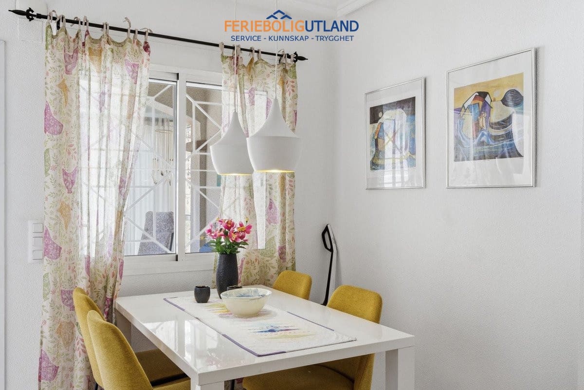 2 quarto Apartamento para venda em Torrevieja com piscina garagem - 195 000 € (Ref: 10034511)