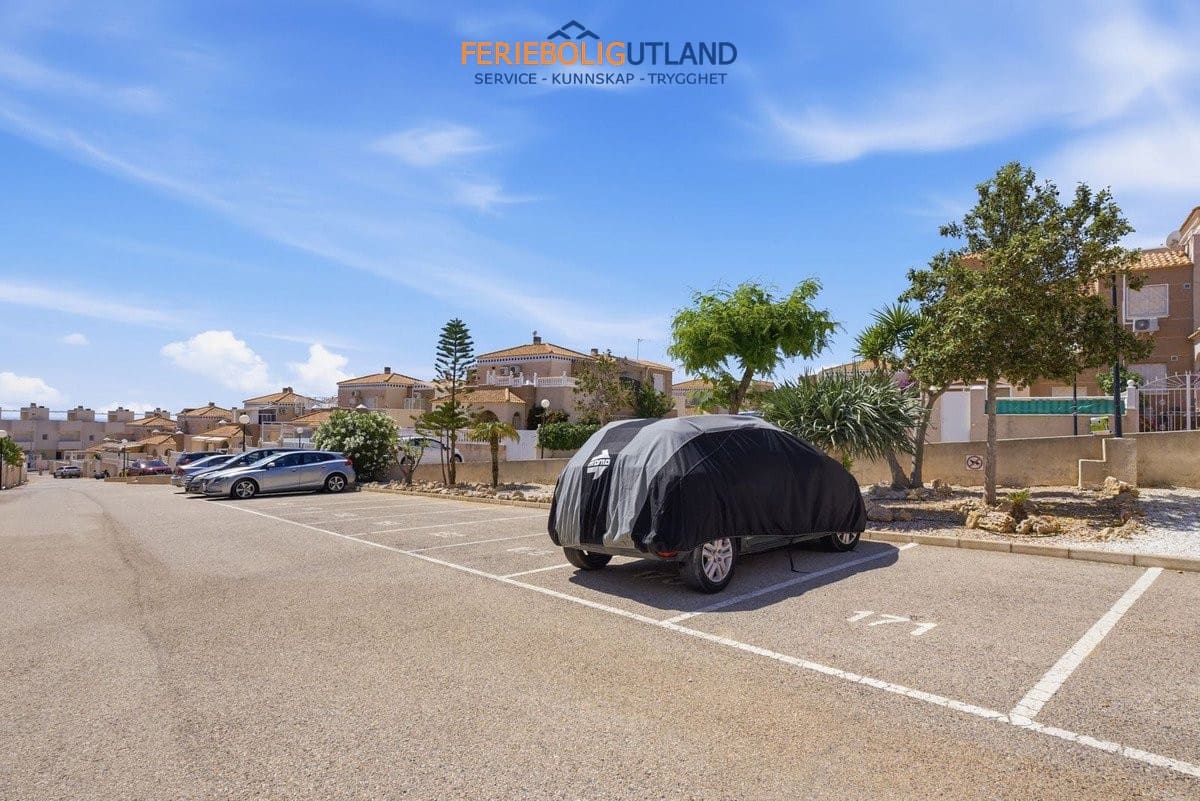 2 quarto Apartamento para venda em Torrevieja com piscina garagem - 195 000 € (Ref: 10034511)