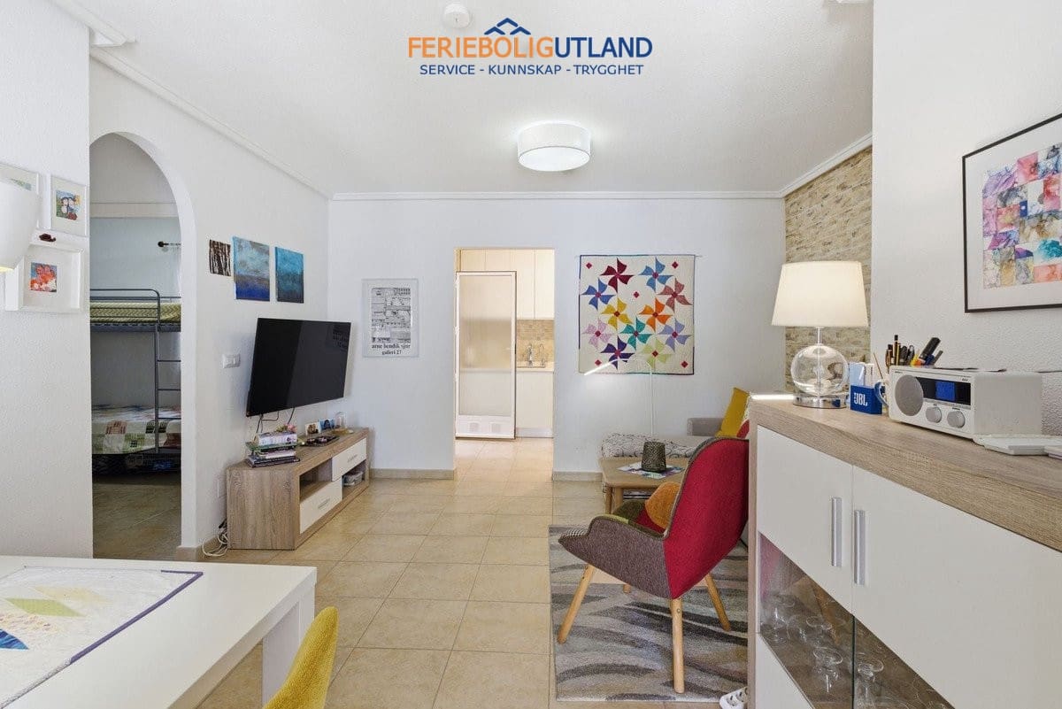 2 quarto Apartamento para venda em Torrevieja com piscina garagem - 195 000 € (Ref: 10034511)