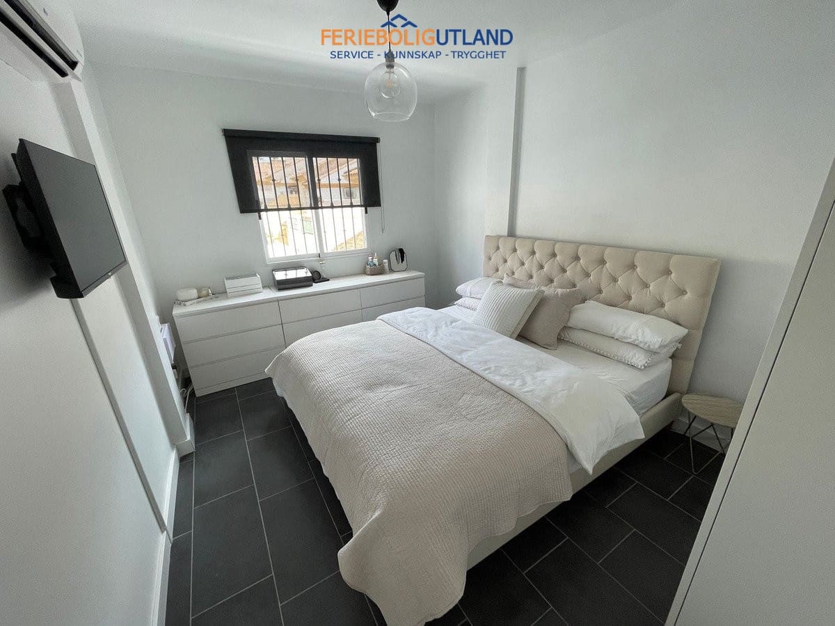 3 slaapkamer Huis te koop in La Florida met zwembad garage - € 234.900 (Ref: 10034517)