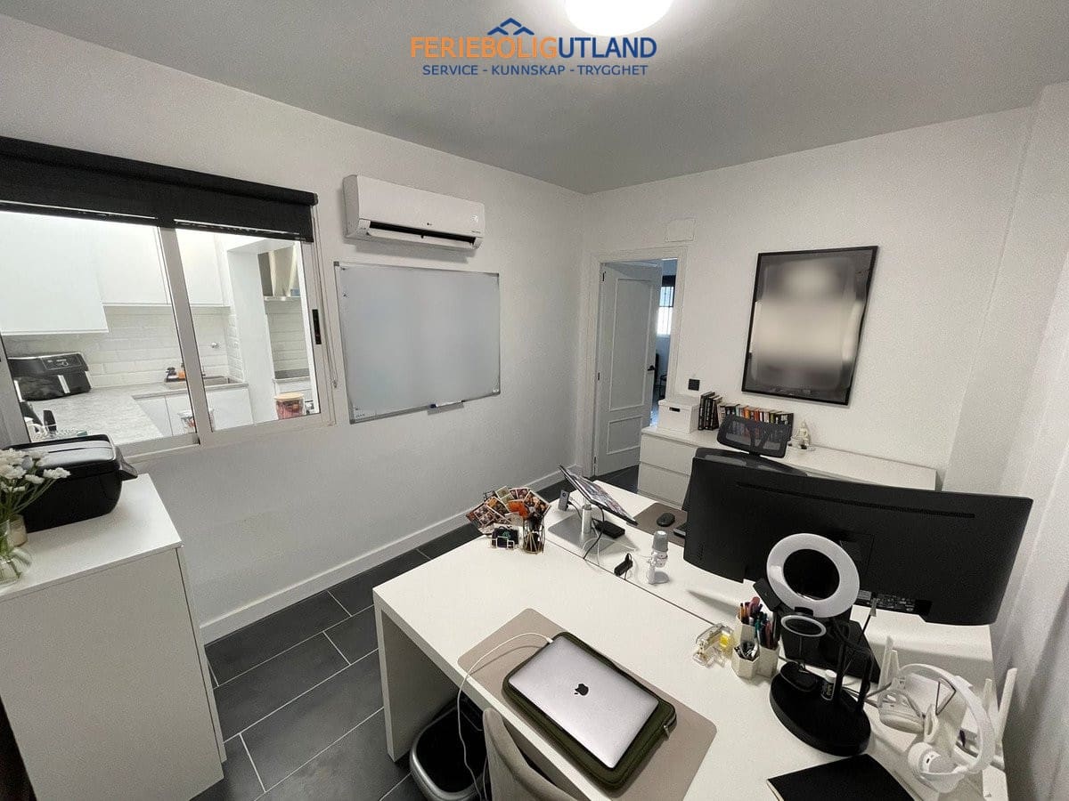 3 slaapkamer Huis te koop in La Florida met zwembad garage - € 234.900 (Ref: 10034517)