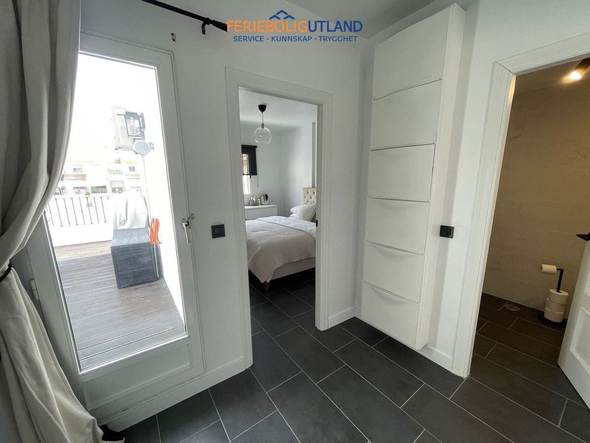 3 slaapkamer Huis te koop in La Florida met zwembad garage - € 234.900 (Ref: 10034517)