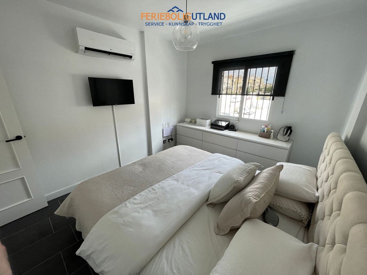 3 slaapkamer Huis te koop in La Florida met zwembad garage - € 234.900 (Ref: 10034517)
