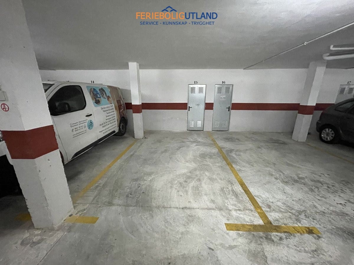 3 slaapkamer Huis te koop in La Florida met zwembad garage - € 234.900 (Ref: 10034517)