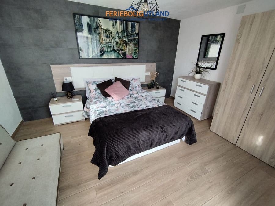5 quarto Moradia para venda em Torrevieja com piscina garagem - 760 000 € (Ref: 10034518)