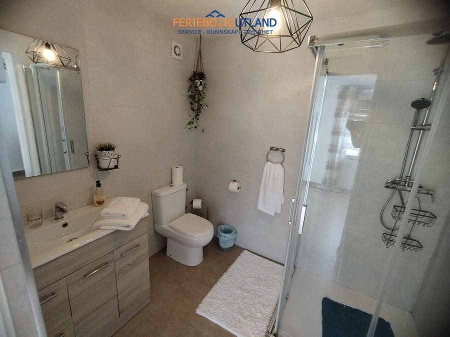 5 quarto Moradia para venda em Torrevieja com piscina garagem - 760 000 € (Ref: 10034518)