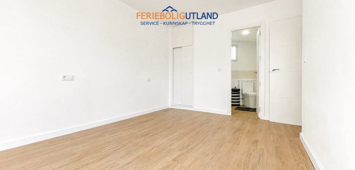 3 sypialnia Apartament na sprzedaż w Cabo Roig z basenem garażem - 269 000 € (Ref: 10041497)