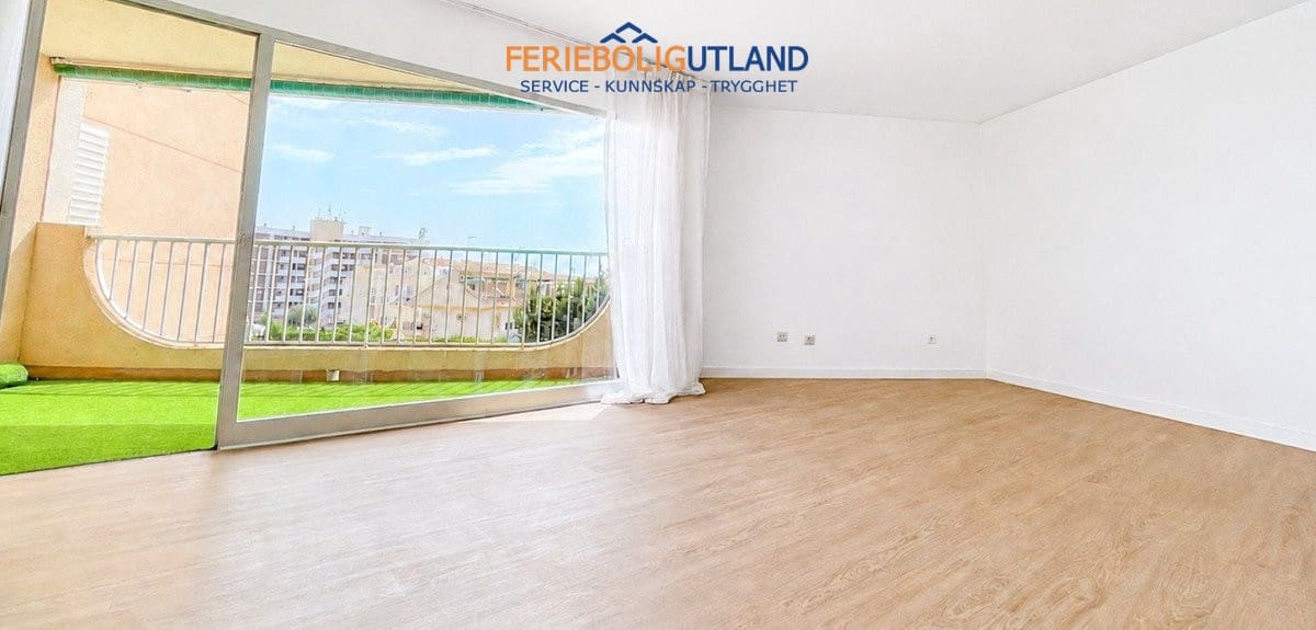 3 sypialnia Apartament na sprzedaż w Cabo Roig z basenem garażem - 269 000 € (Ref: 10041497)