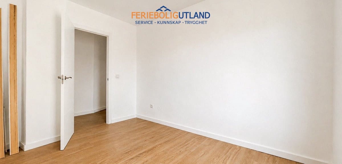 3 sypialnia Apartament na sprzedaż w Cabo Roig z basenem garażem - 269 000 € (Ref: 10041497)