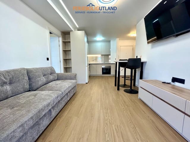 2 slaapkamer Appartement te koop in Punta Prima, Torrevieja met zwembad - € 255.000 (Ref: 10041499)
