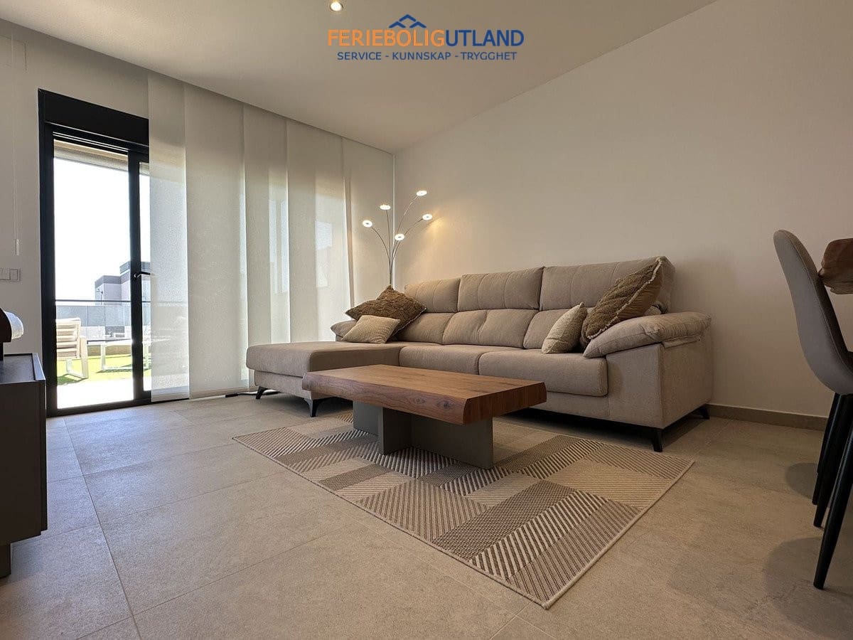 2 soverom Leilighet til salgs i Gran Alacant med svømmebasseng garasje - € 419 000 (Ref: 10041645)