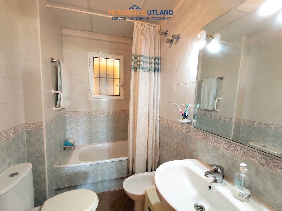2 soveværelse Lejlighed til salg i La Zenia med swimmingpool garage - € 169.900 (Ref: 10041849)