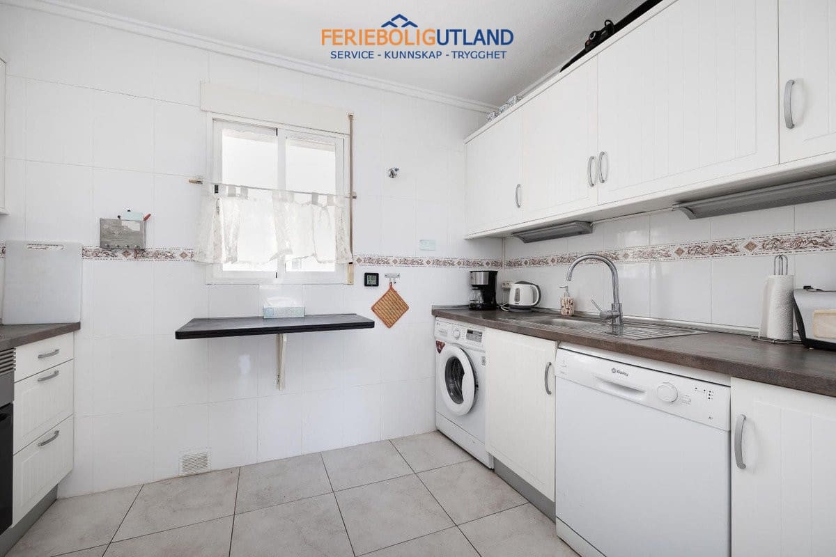2 soveværelse Lejlighed til salg i Torrevieja med swimmingpool - € 144.969 (Ref: 10041852)