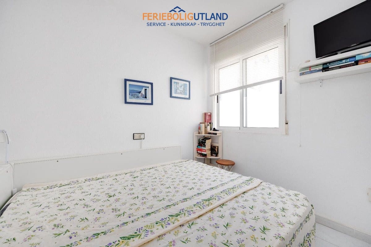 2 soveværelse Lejlighed til salg i Torrevieja med swimmingpool - € 144.969 (Ref: 10041852)