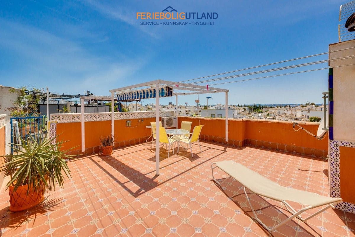 2 soveværelse Lejlighed til salg i Torrevieja med swimmingpool - € 144.969 (Ref: 10041852)
