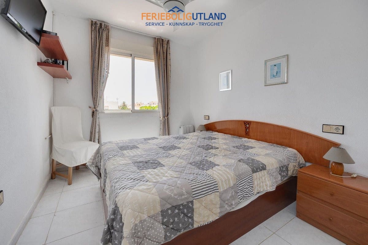 2 soveværelse Lejlighed til salg i Torrevieja med swimmingpool - € 144.969 (Ref: 10041852)