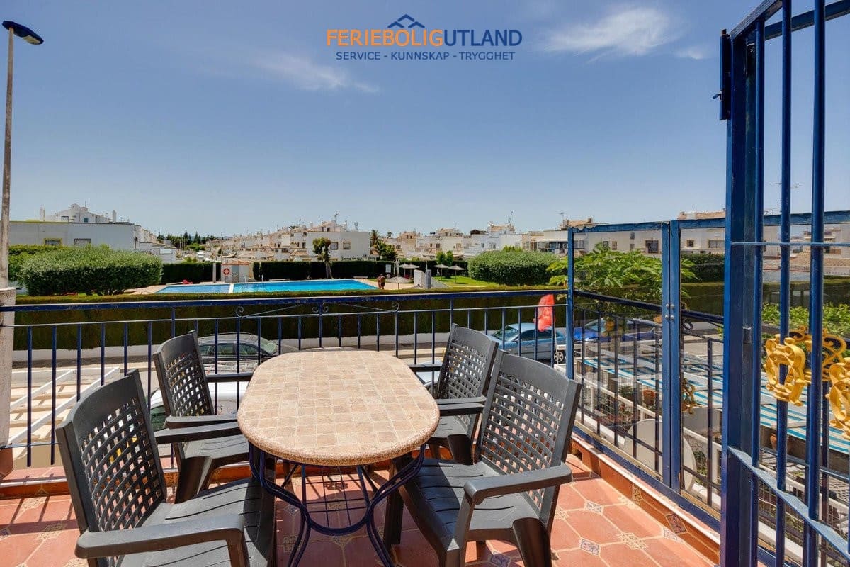 2 soveværelse Lejlighed til salg i Torrevieja med swimmingpool - € 144.969 (Ref: 10041852)