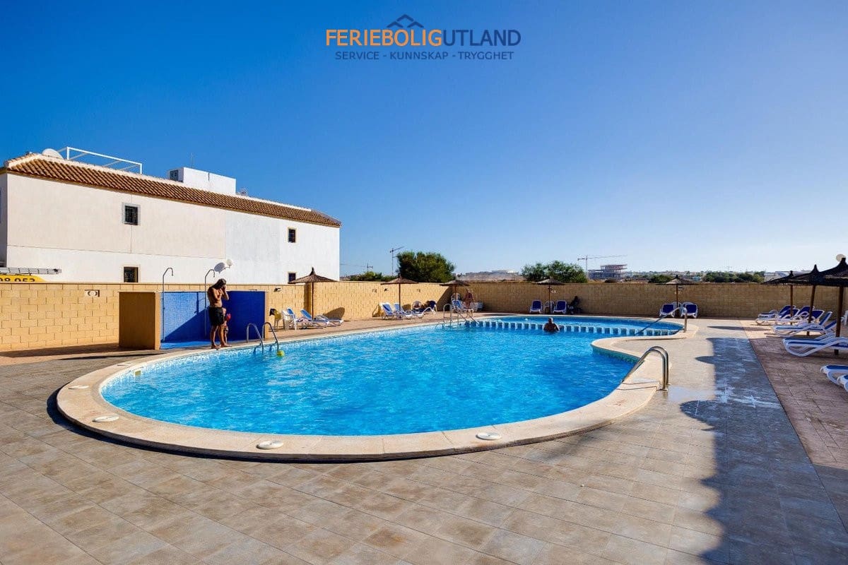 2 soveværelse Lejlighed til salg i Torrevieja med swimmingpool - € 144.969 (Ref: 10041852)