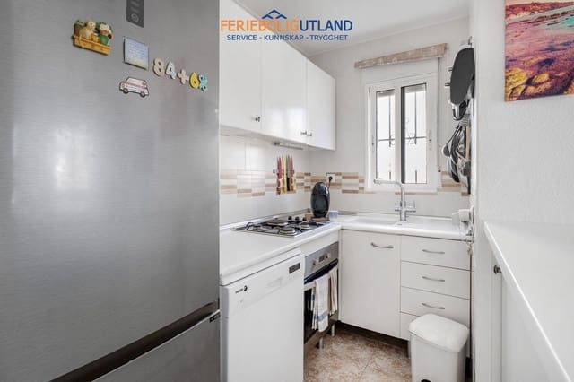 2 soverom Leilighet til salgs i Los Altos med svømmebasseng garasje - € 189 000 (Ref: 10041853)