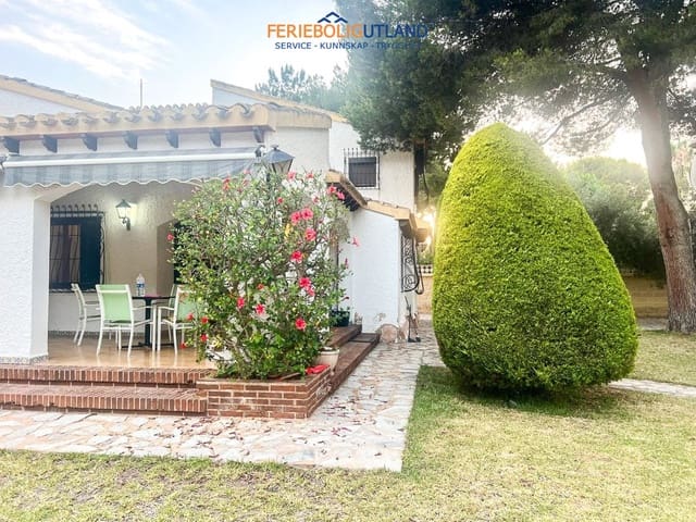 4 Zimmer Villa zu verkaufen in Punta Prima, Orihuela mit Pool Garage - 824.000 € (Ref: 10041854)
