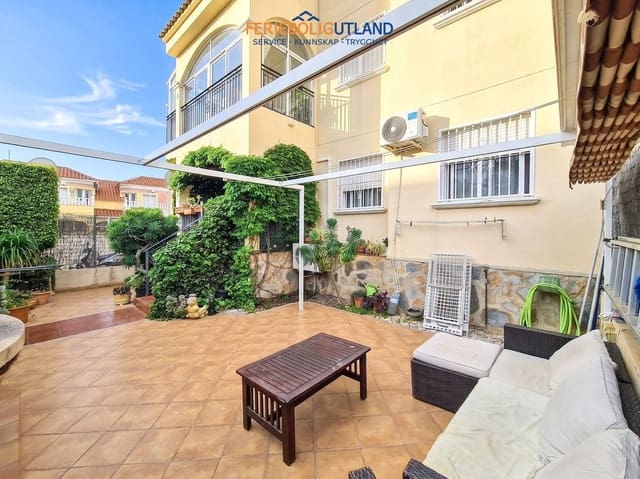 3 makuuhuone Huoneisto myytävänä paikassa Playa Flamenca, Orihuela mukana uima-altaan 
autotalli - 190 000 € (Ref: 10041855)