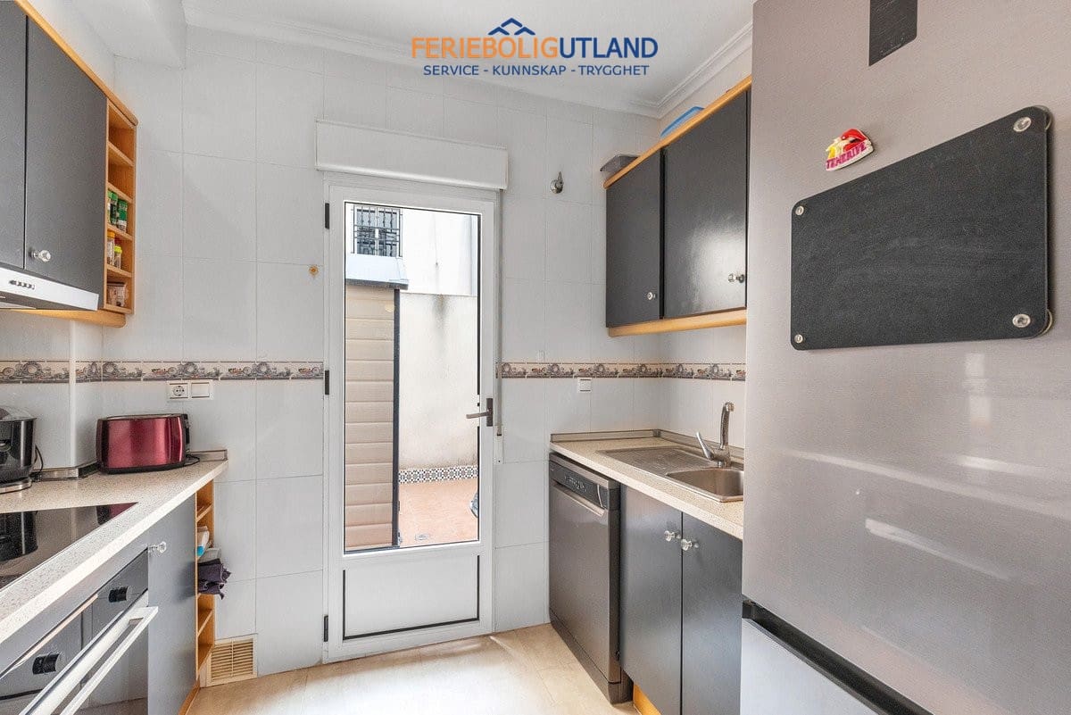 2 soverom Leilighet til salgs i Los Altos med svømmebasseng - € 249 000 (Ref: 10041856)