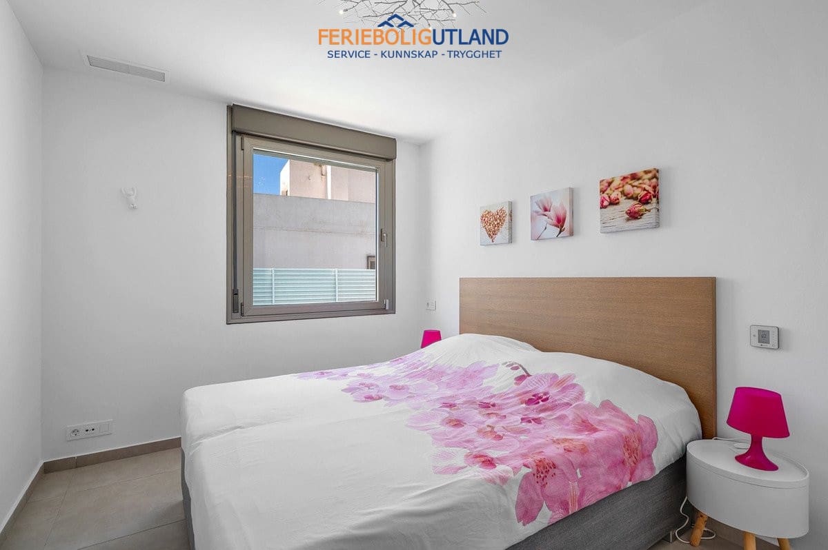 3 quarto Moradia para venda em La Marina com piscina - 595 000 € (Ref: 10041859)